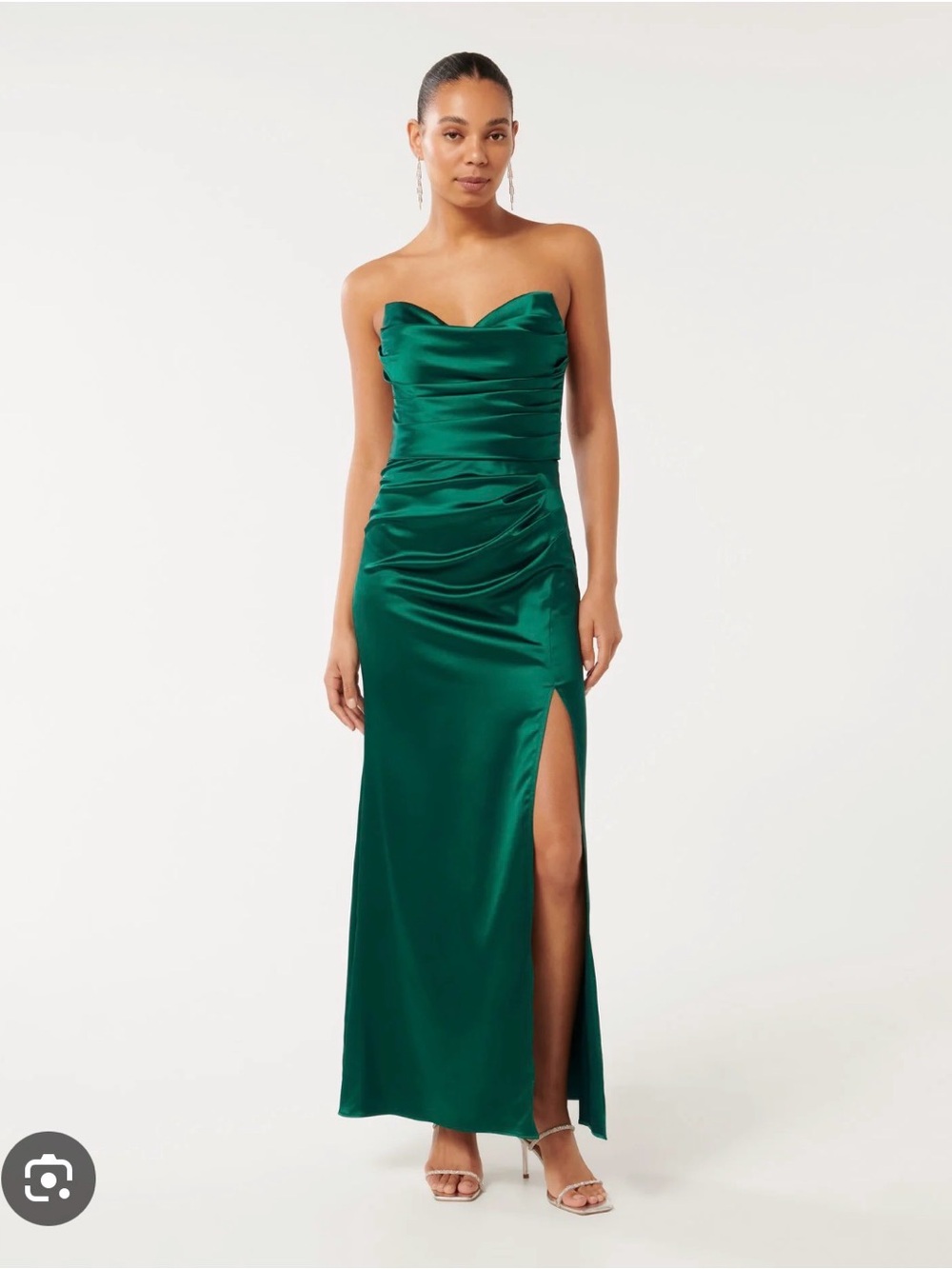Brand New with Tags Ever New Daria Strapless Gown
